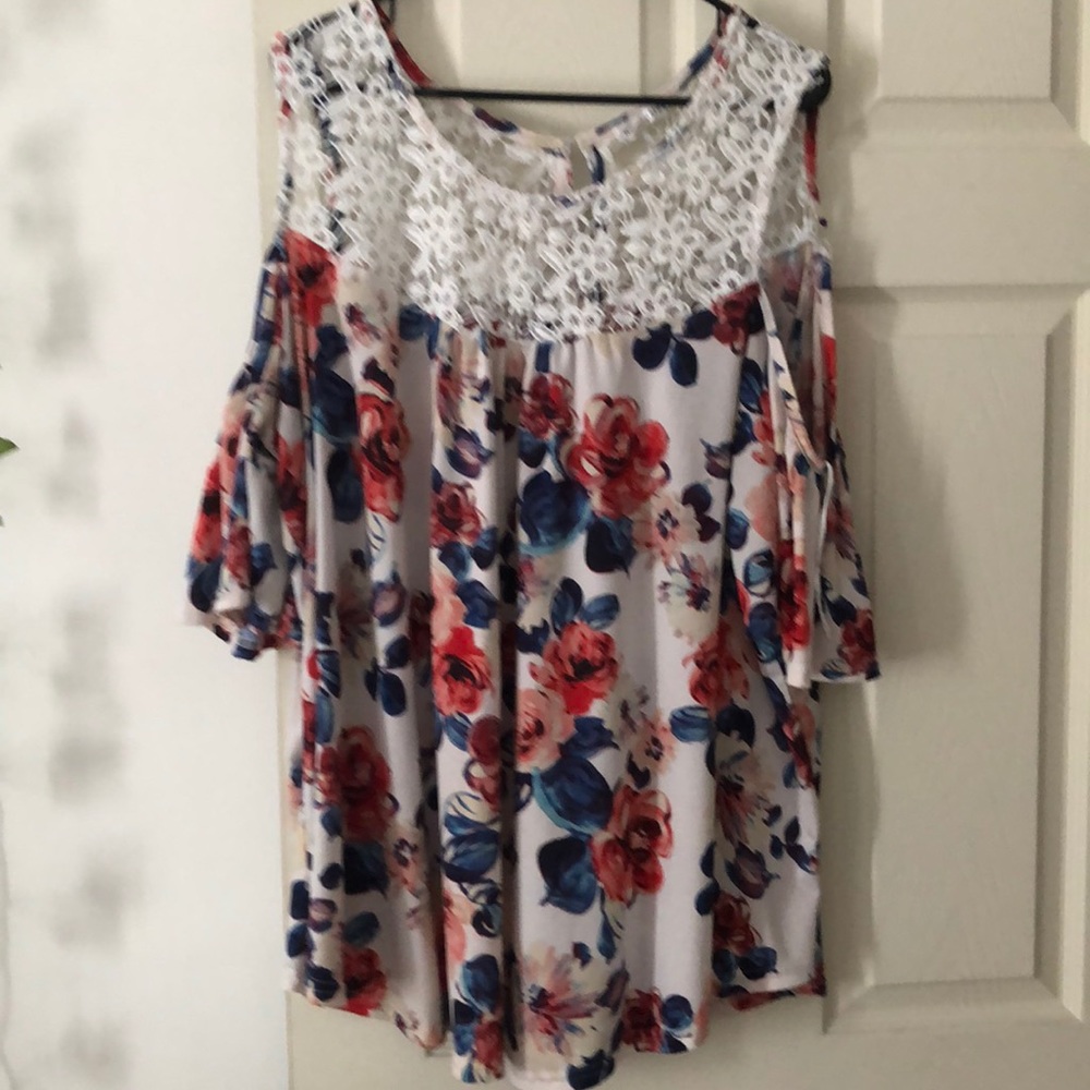 roommates lacey blouse